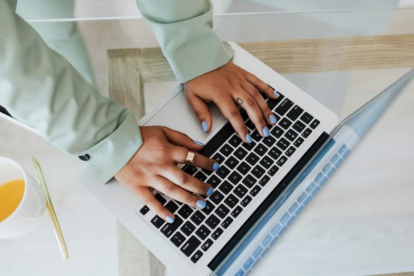 Comment utiliser un smartphone comme télécommande pour un téléviseur intelligent?