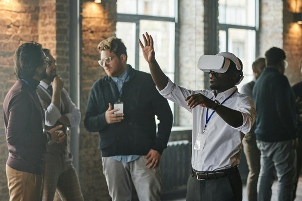 Comment utiliser le marketing digital pour promouvoir une application de méditation guidée?